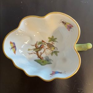 Herend Rothschild Bird small leaf shaped dish.